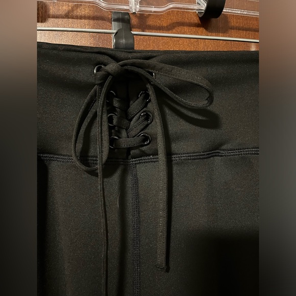 👚2/$15👚Black Lace Up Waist Pants - Picture 4 of 15